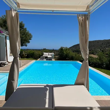 Not Availablevilla Con Piscina E Vista Mare Ferienhaus Tanaunella