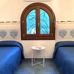 Not Availablevilla Con Piscina E Vista Mare *