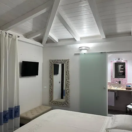 Con Piscina E Vista Mare Holiday home Tanaunella