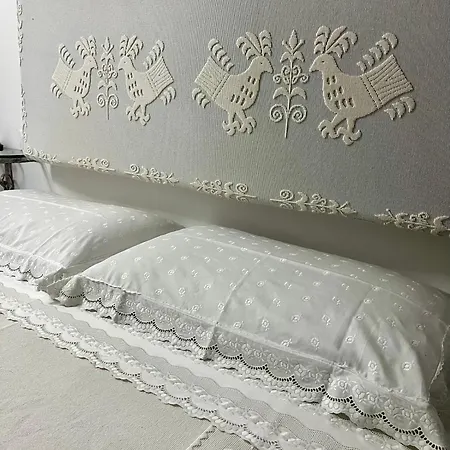 Not Availablevilla Con Piscina E Vista Mare