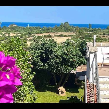 Con Piscina E Vista Mare Holiday home Tanaunella